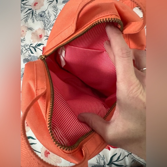 Herschel Nova Mini backpack Fresh Salmon EUC - Picture 3 of 9